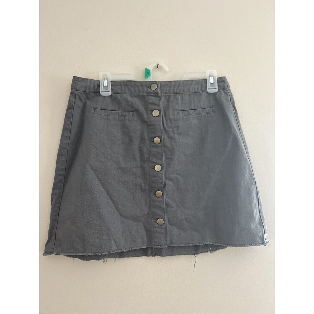 Charlotte Russe Women's A Line Skirt Size L Gray Stretch Button